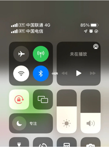 青龙苹果手机维修分享iPhone双卡信号解决办法 