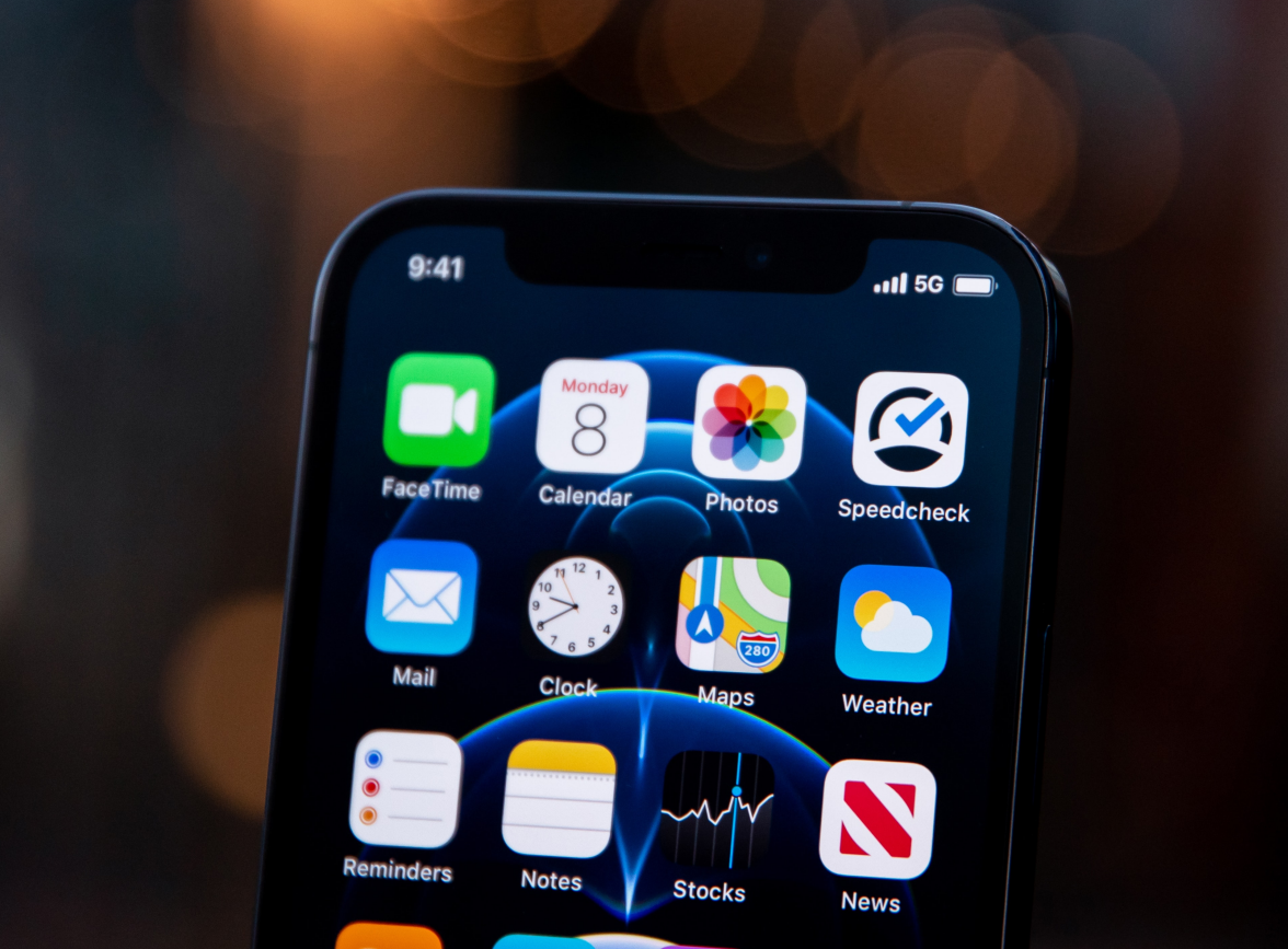 青龙苹果手机维修分享为什么 iPhone 12 在冬季会自动关机 